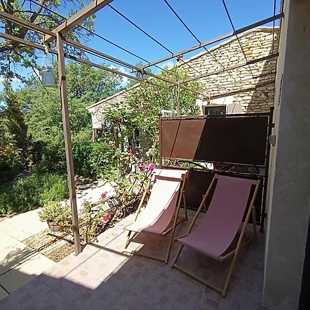 Mas Auroma Bed & Breakfast Murs (Vaucluse)